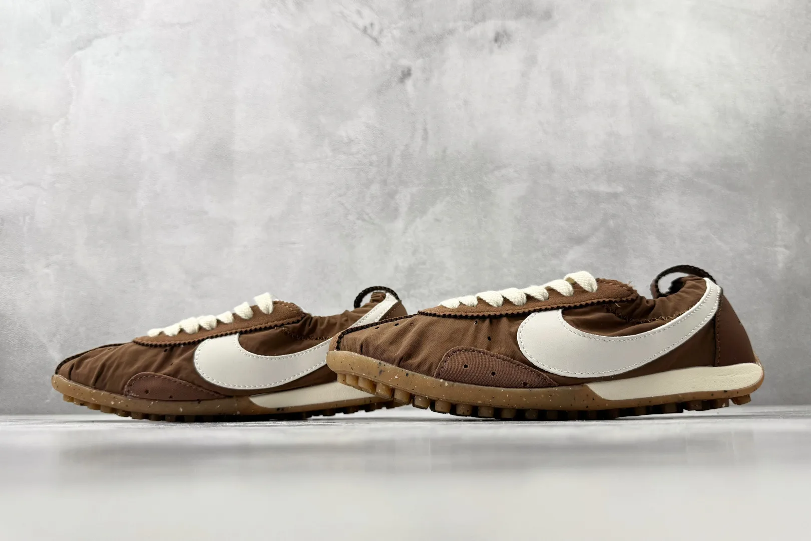 Nike Moon Shoe x Jacquemus (Fauna Brown and Cashmere) — 图 5