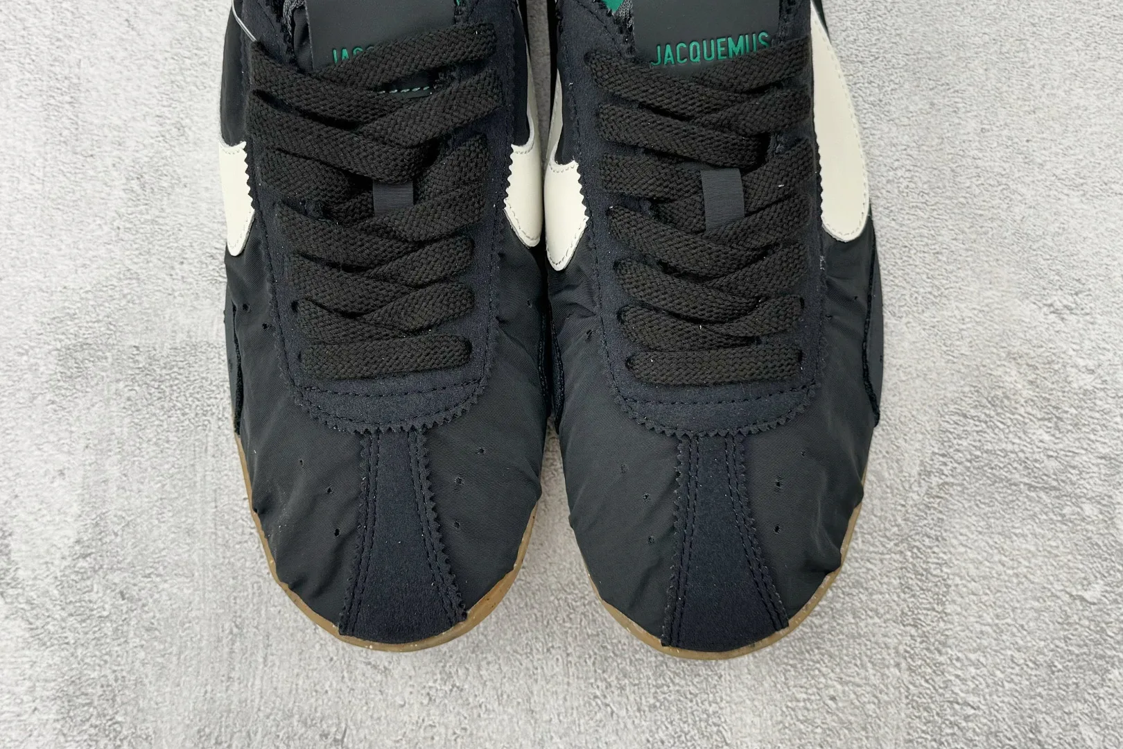 Nike Moon Shoe x Jacquemus (Off Noir and Gum Light Brown) — 图 7