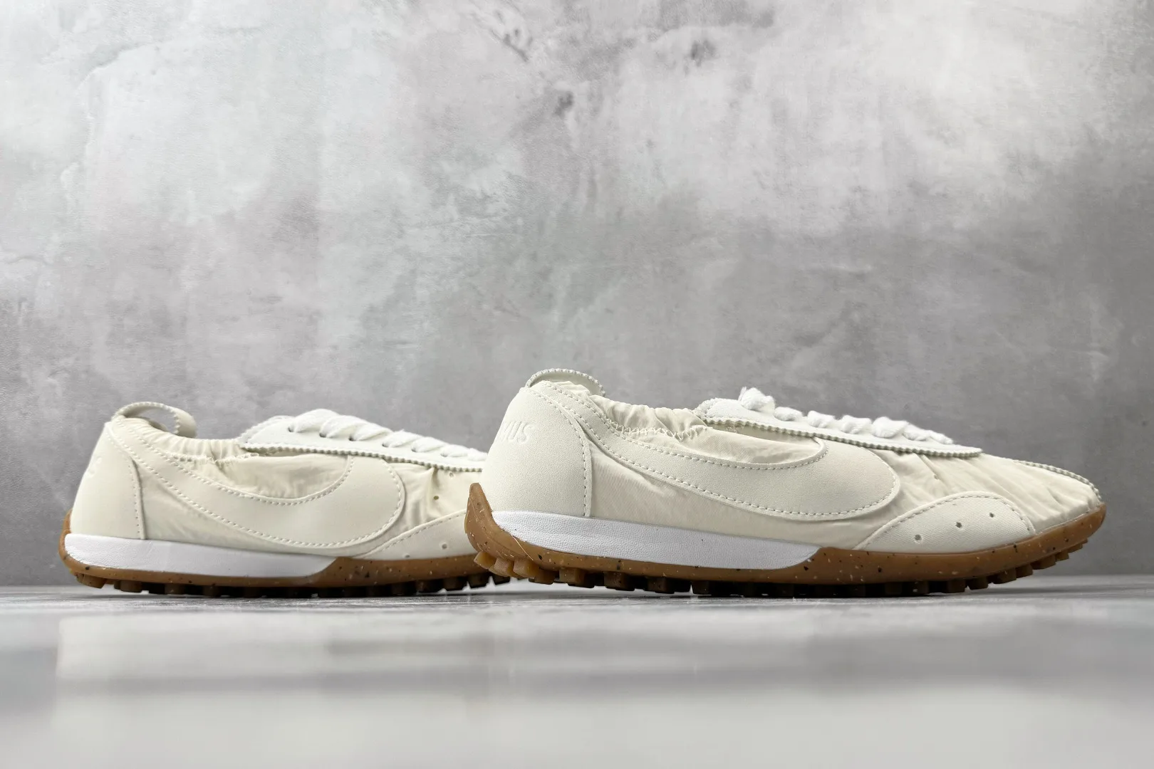 Nike Moon Shoe x Jacquemus (Soft Pearl and Sail)  — ビュー 6