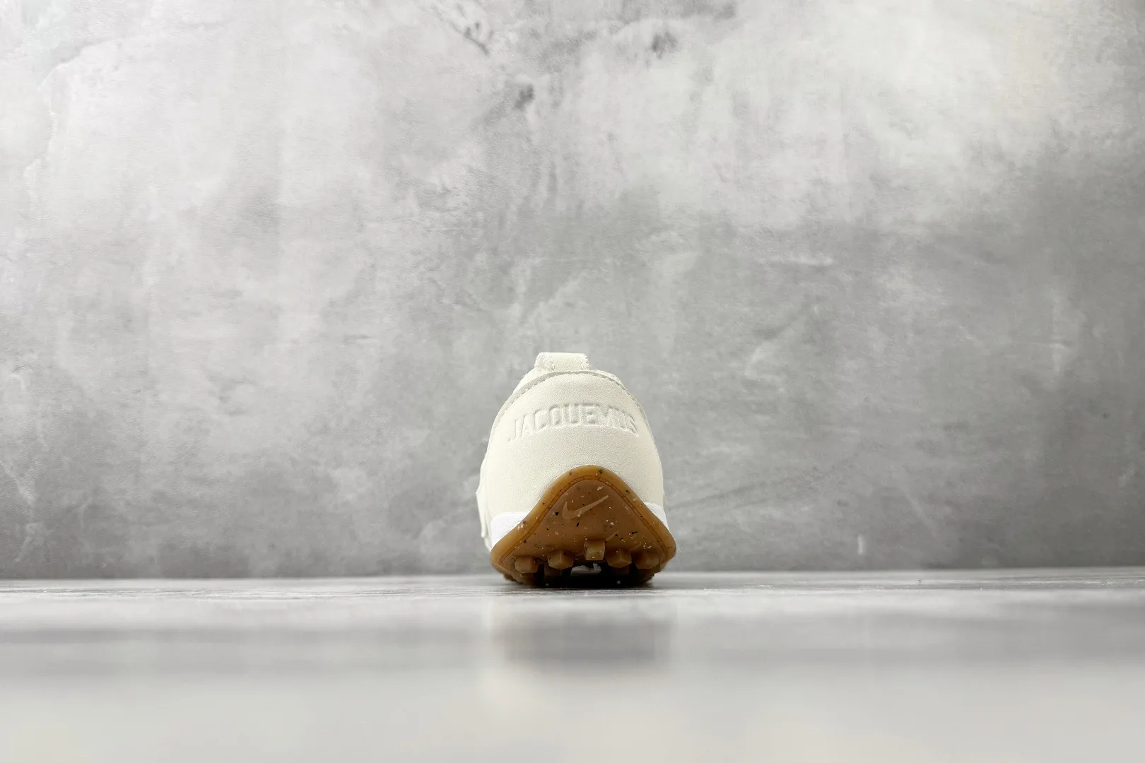 Nike Moon Shoe x Jacquemus (Soft Pearl and Sail)  — ビュー 9