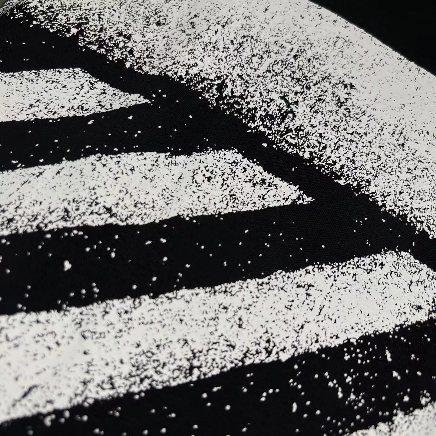 Off-White Sprayed Diagonal Oversized T-Shirt — view 3