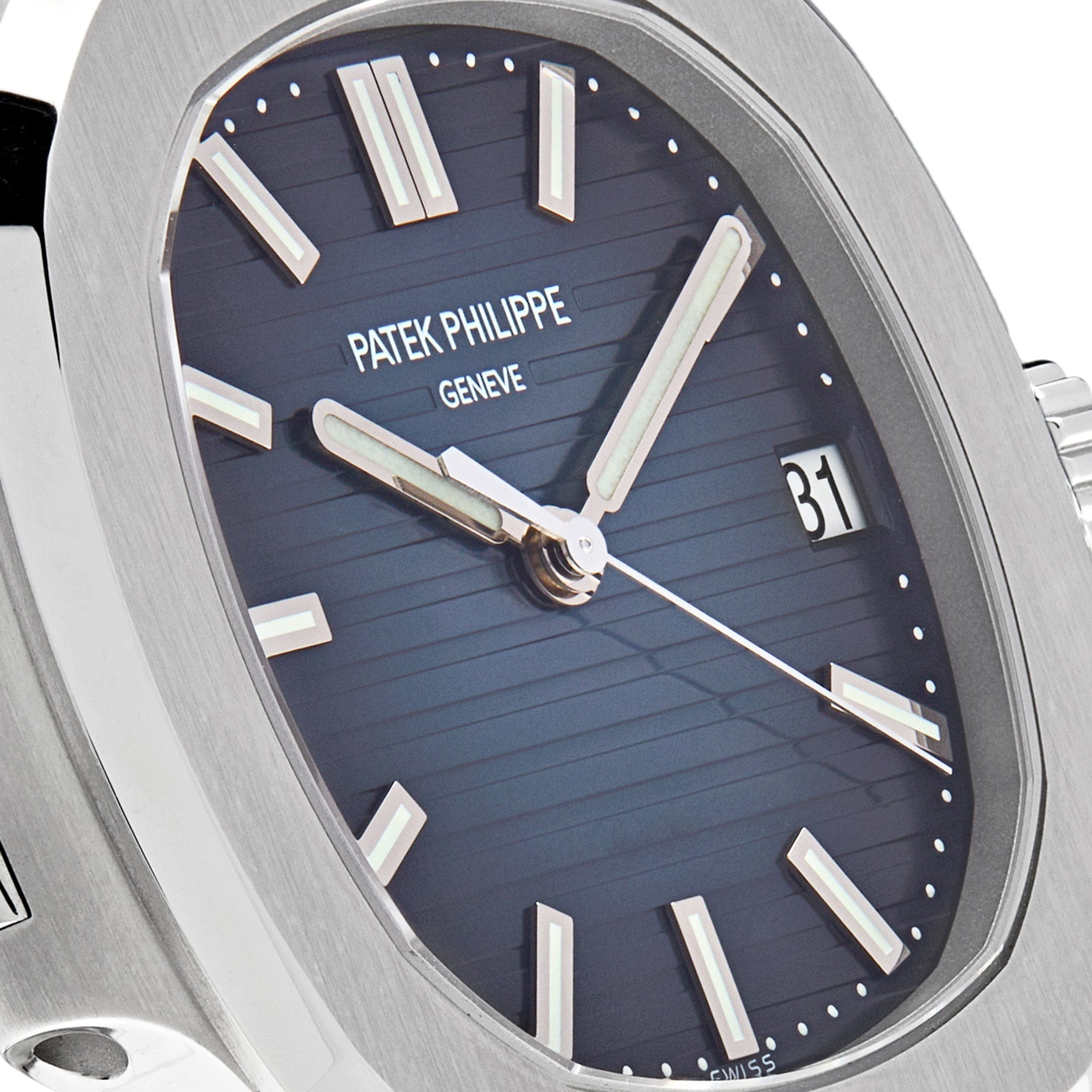 Patek Philippe Nautilus 5711/1A-010, — Blue Gradient Dial — view 4