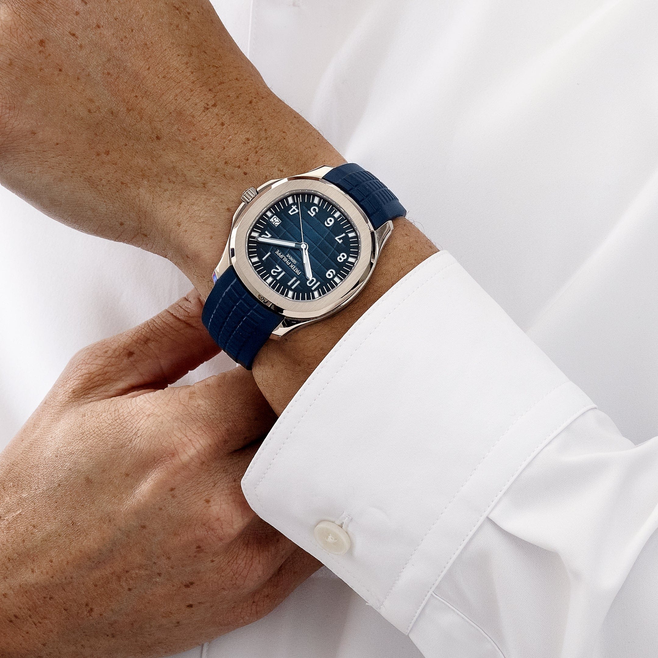 Patek Philippe Aquanaut 5168G-001, — Midnight Blue Dial — view 3