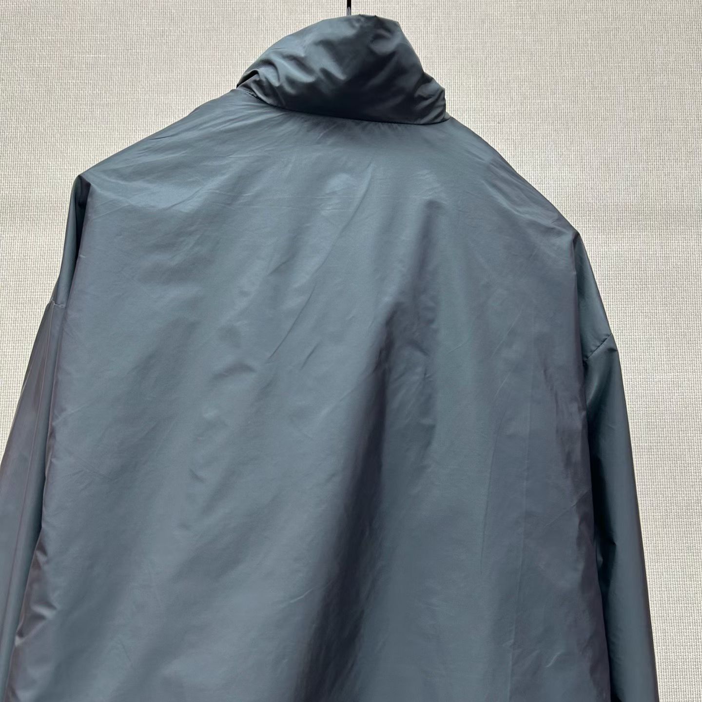 Reversible Hooded Nylon Jacket — view 9