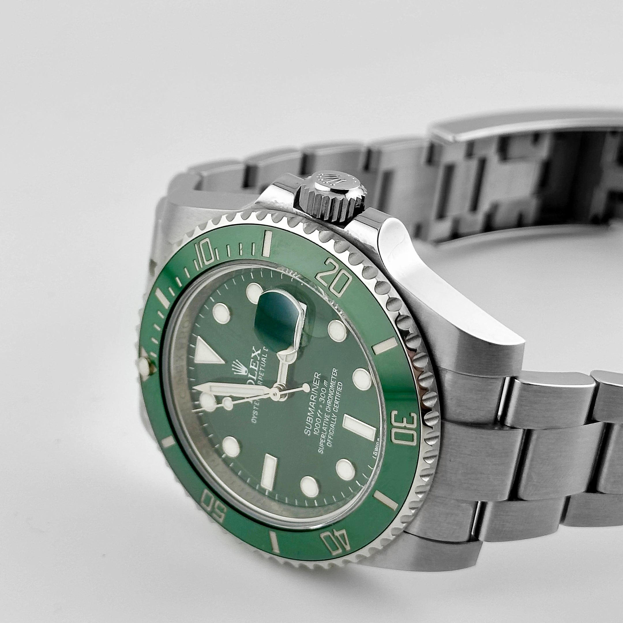 Rolex Submariner 116610LV, — Green Dial, (Hulk) — view 5