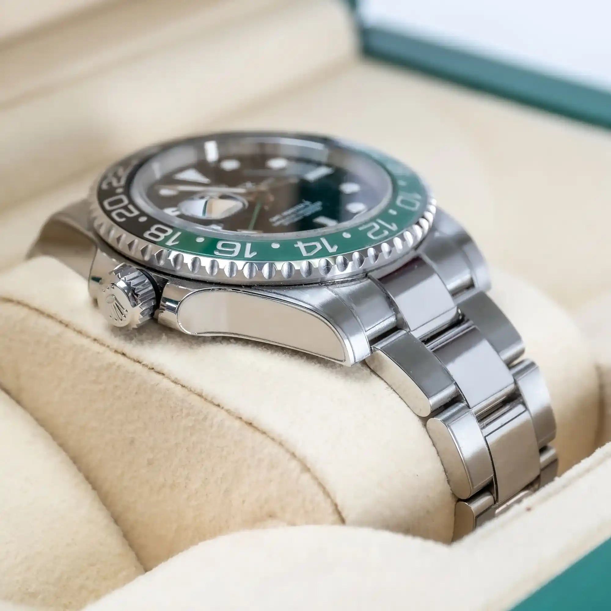 Rolex GMT-Master II 126720VTNR, — Black Dial, Jubilee, (Sprite) — view 4