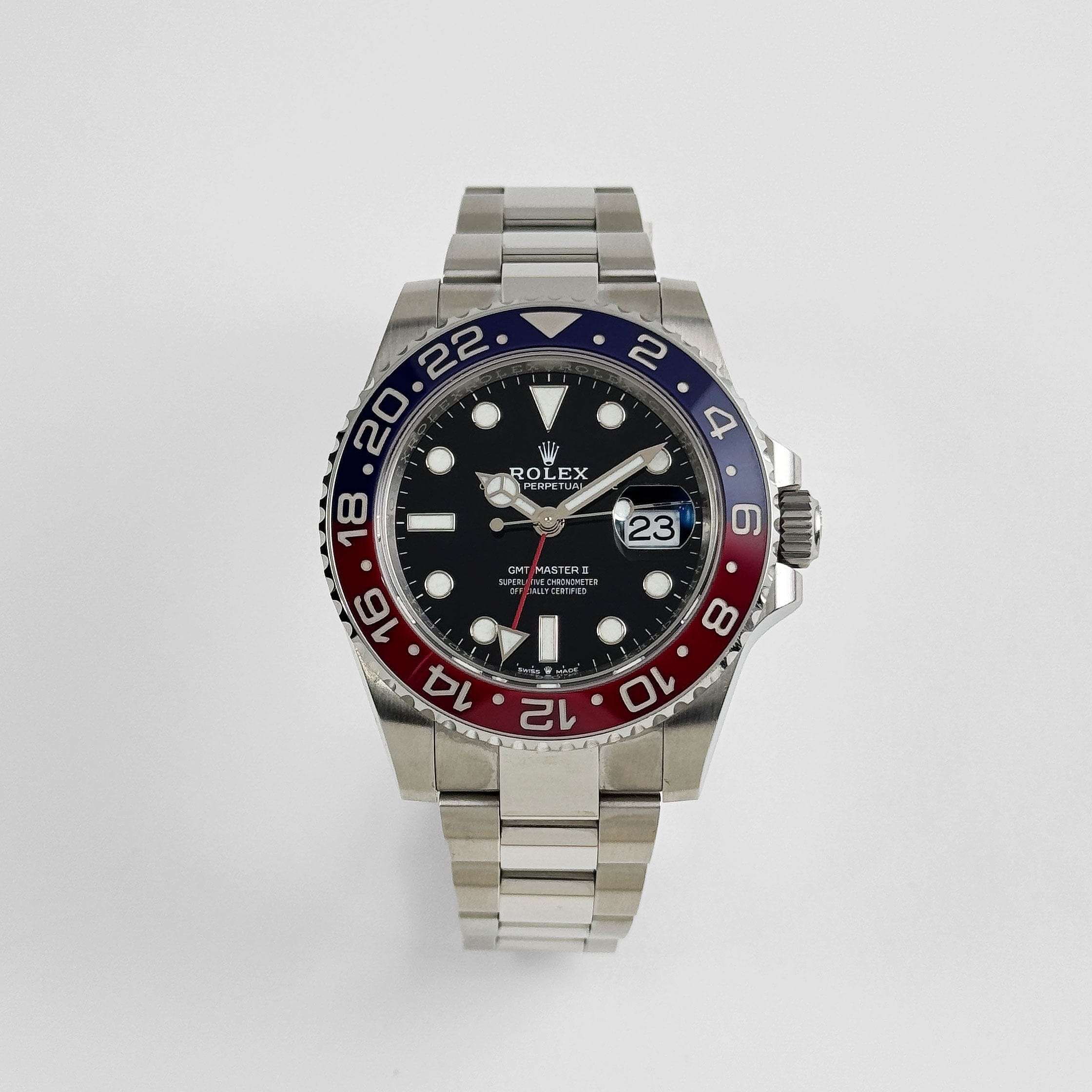 Rolex GMT-Master II 126710BLRO, — Black Dial, (Pepsi) — view 3