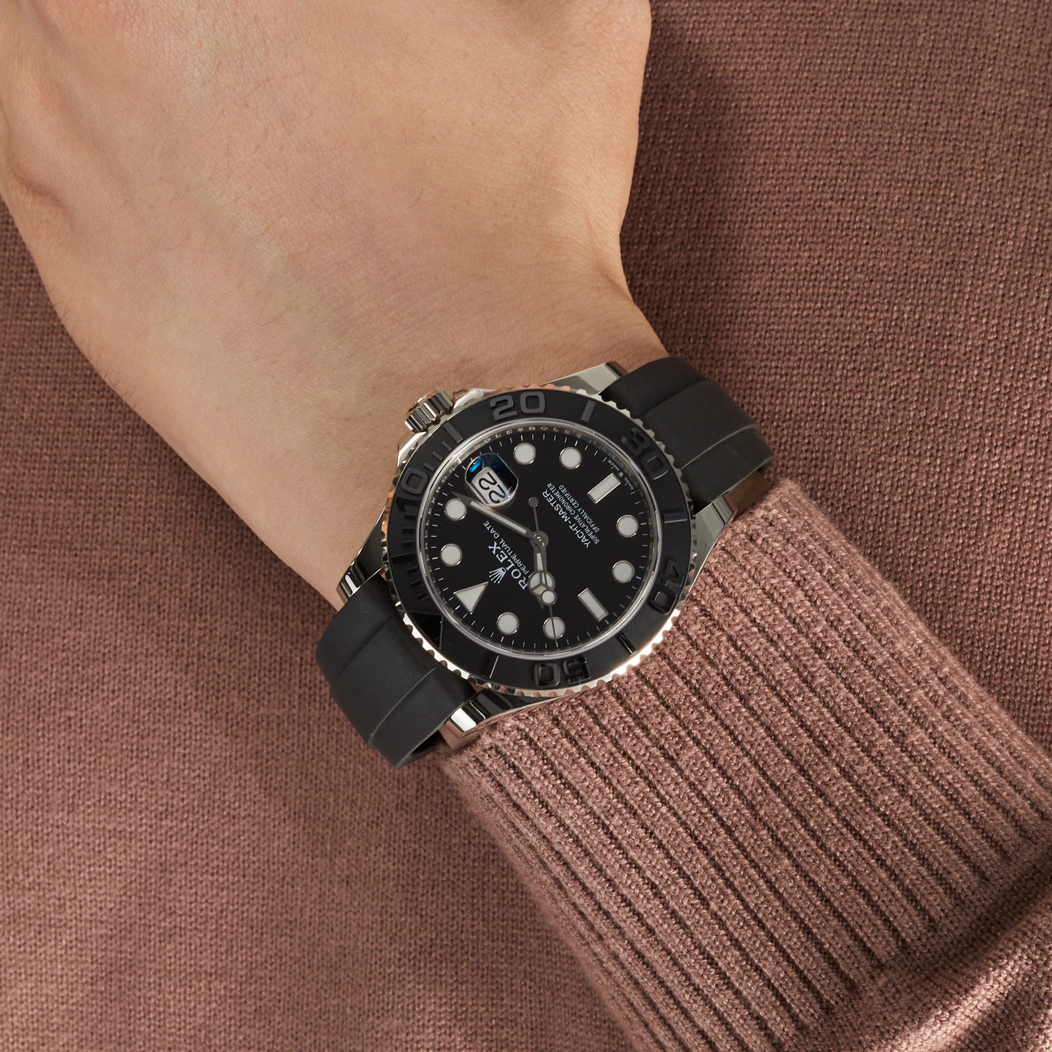 Rolex Yacht-Master 226659, — Black Dial, Oysterflex, White Gold — view 2