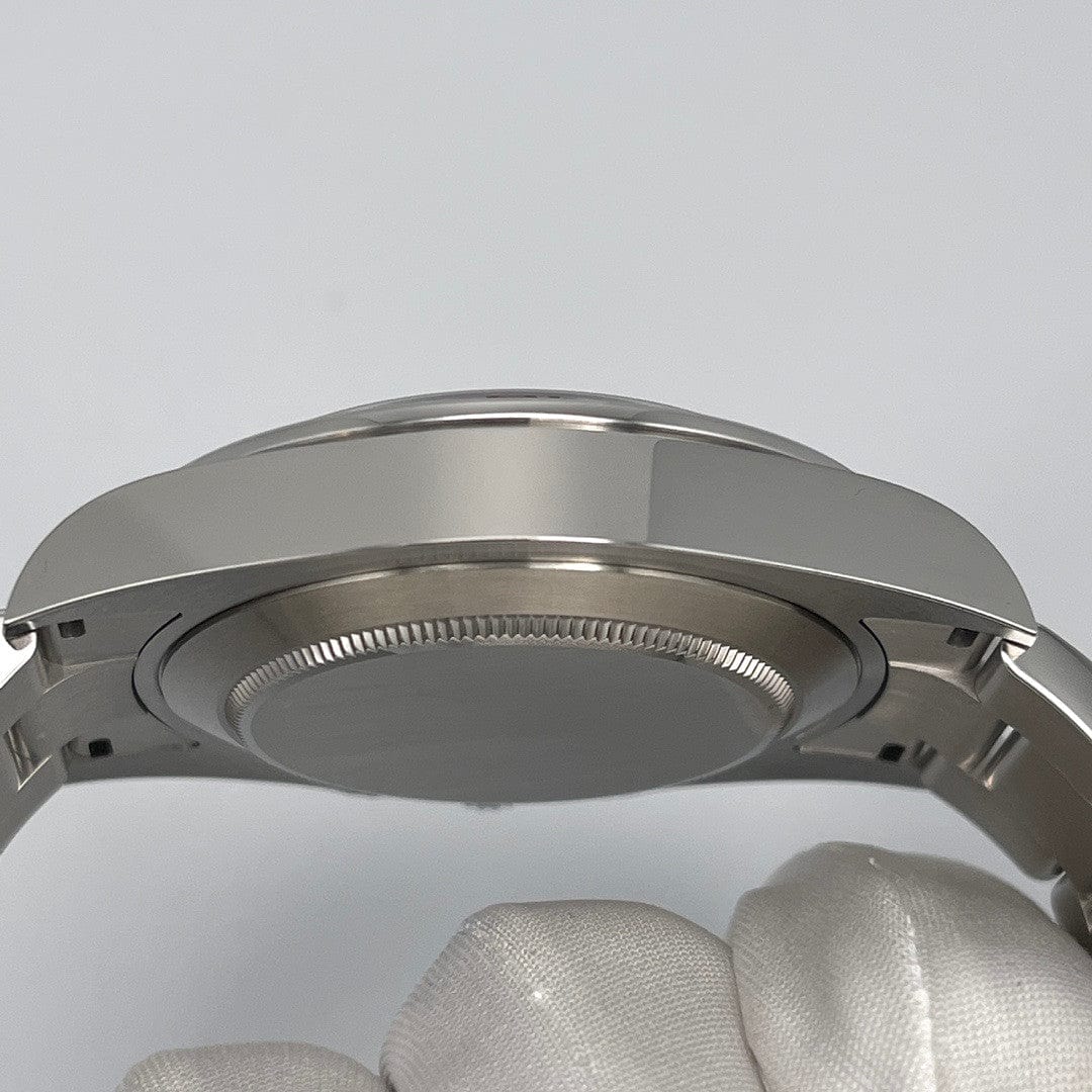 Rolex Explorer II 226570, — White Dial — view 3