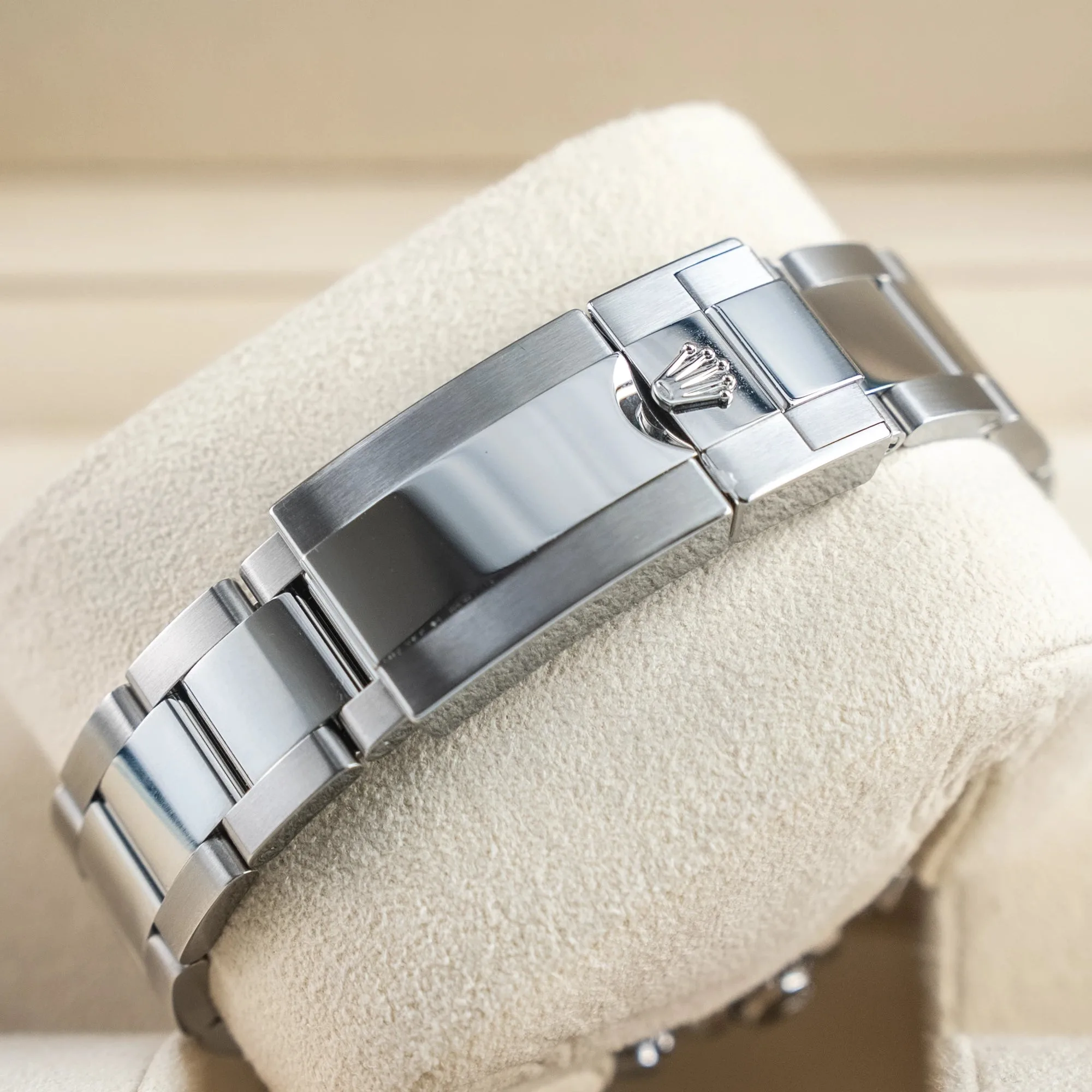 Rolex Daytona White Panda 40mm Oystersteel White Dial Black Bezel Oyster Bracelet 126500LN — view 5
