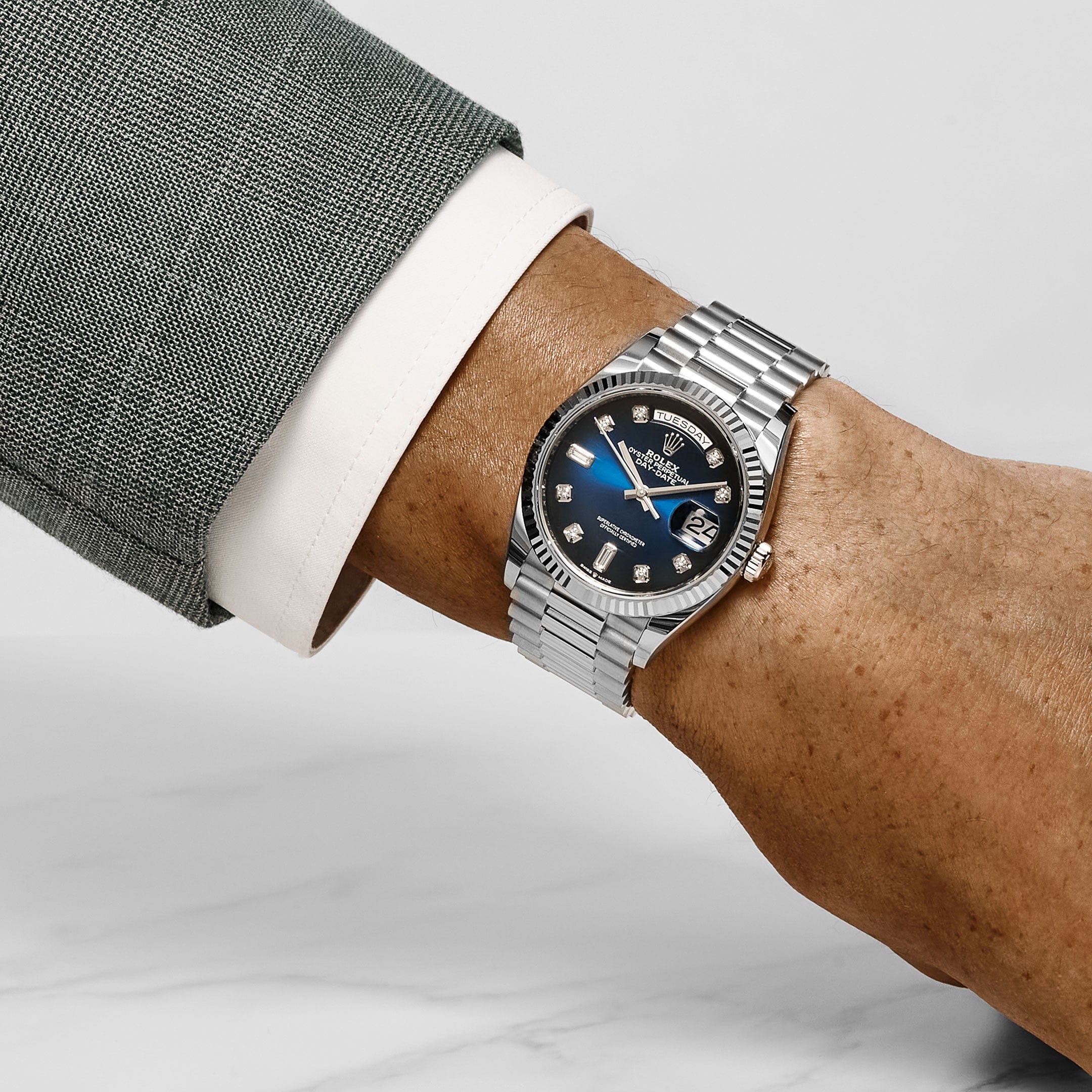 Rolex Day-Date 128239, — White Mother of Pearl Dial, President — view 2