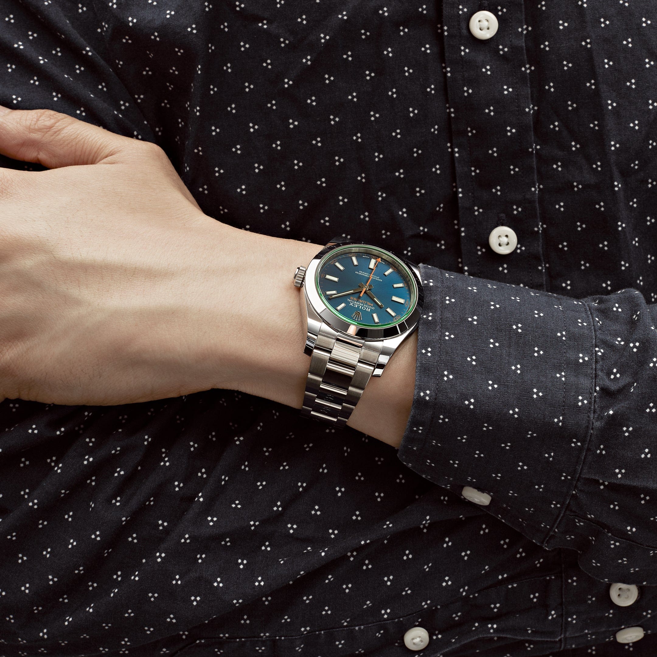 Rolex Milgauss 116400, — White Dial — view 2