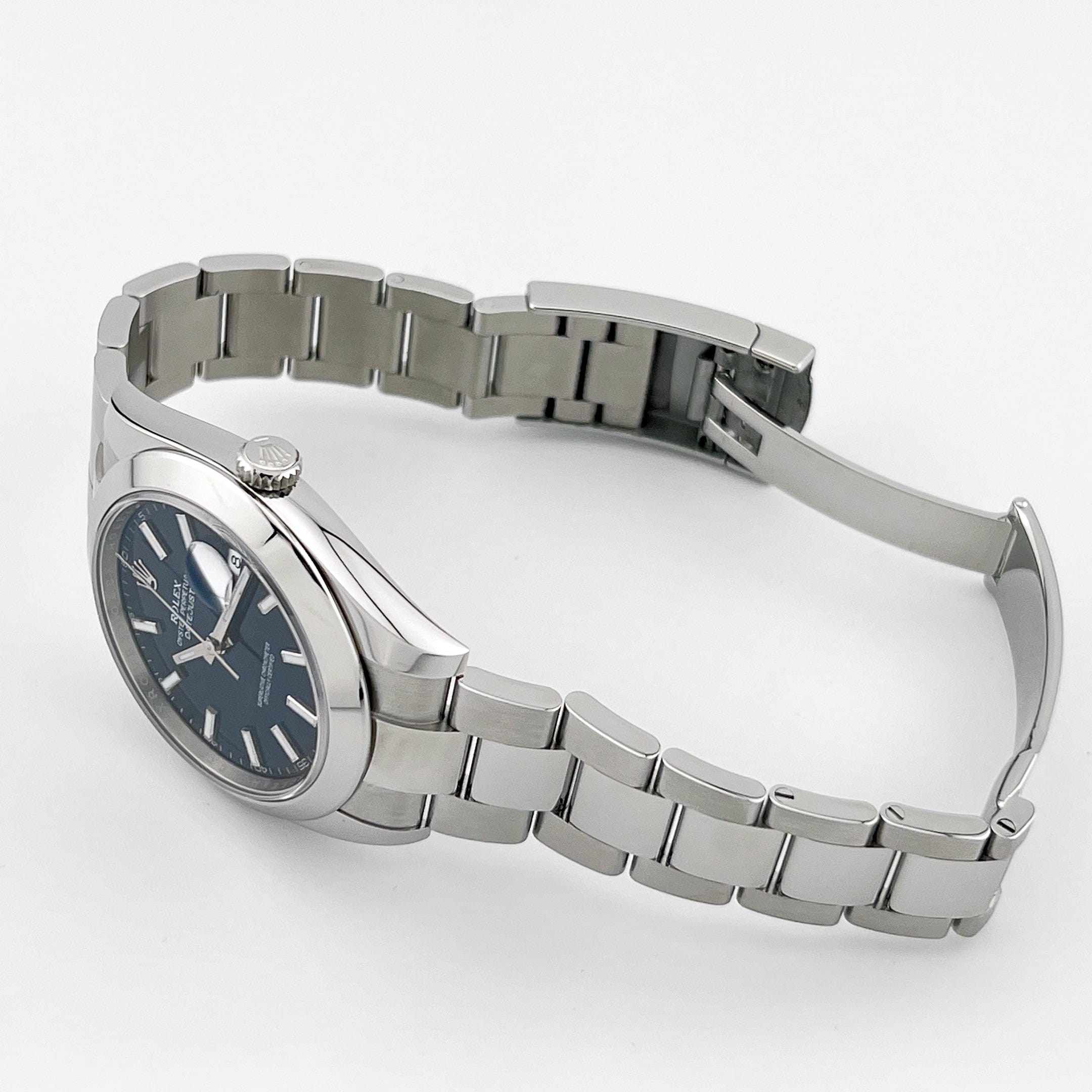 Rolex Datejust 126300, — Blue Dial — view 3