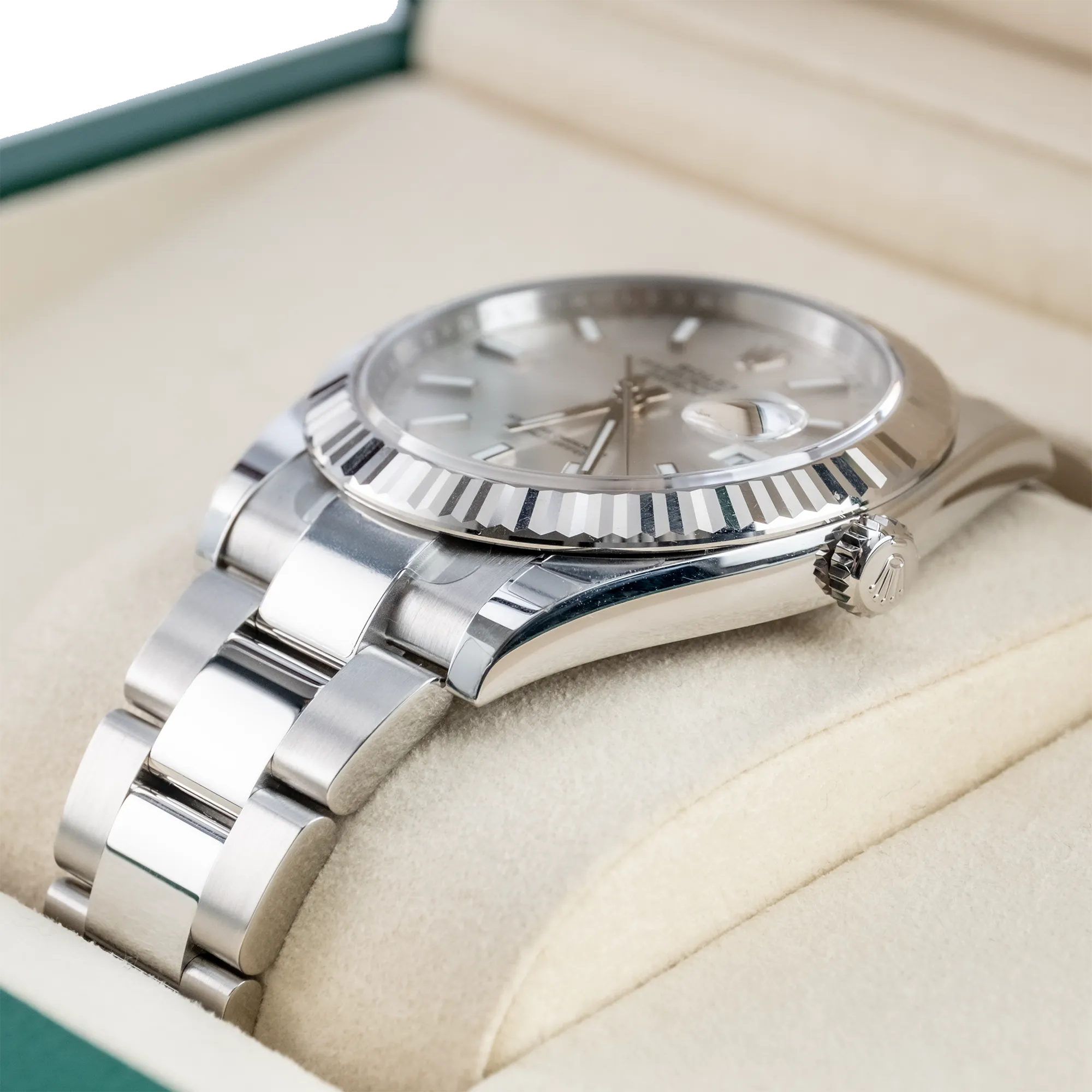 Rolex Datejust 126334, — Slate Grey Dial, Jubilee, Oystersteel and White Gold — view 4