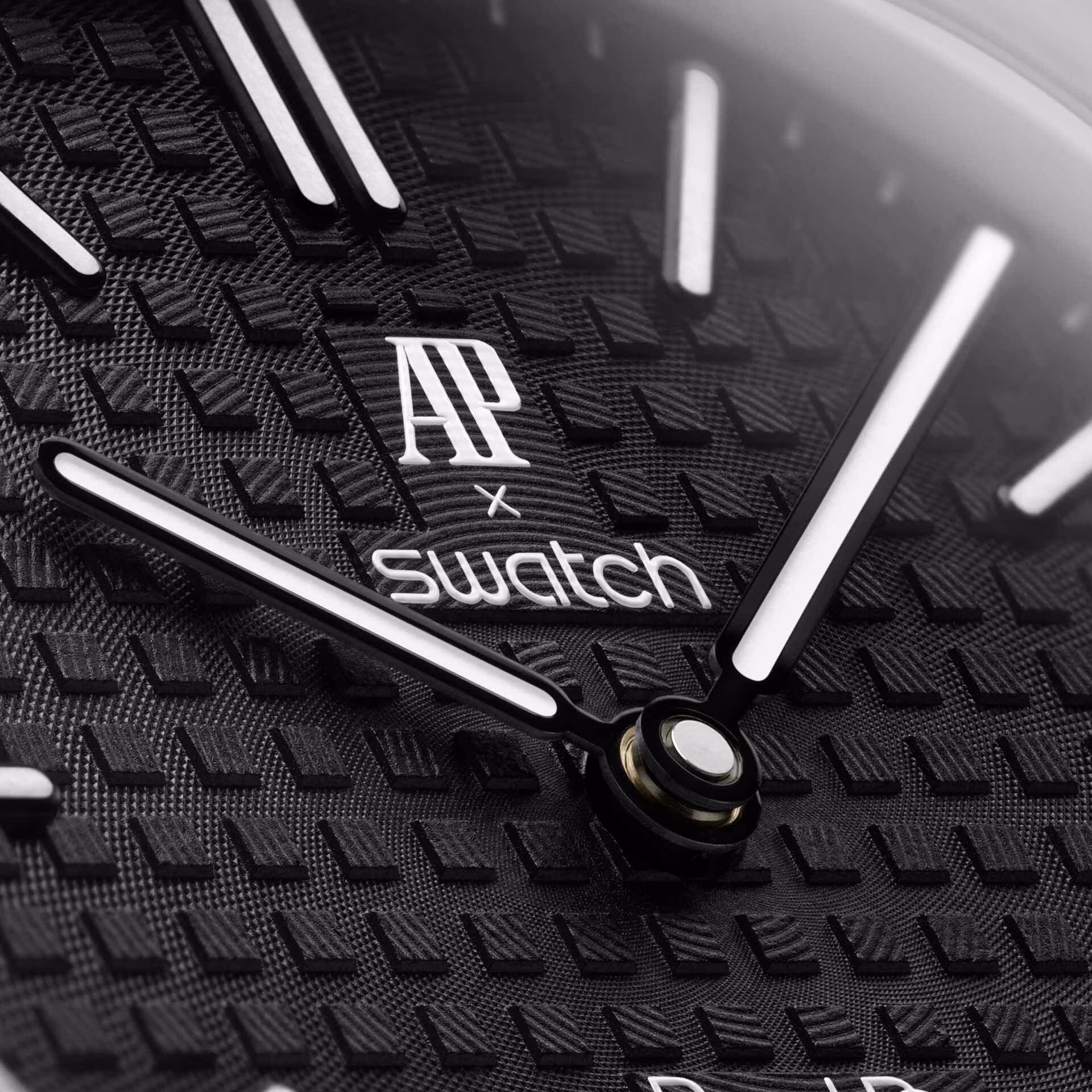 AP x Swatch Royal Pop (Ocho Negro) — ビュー 3