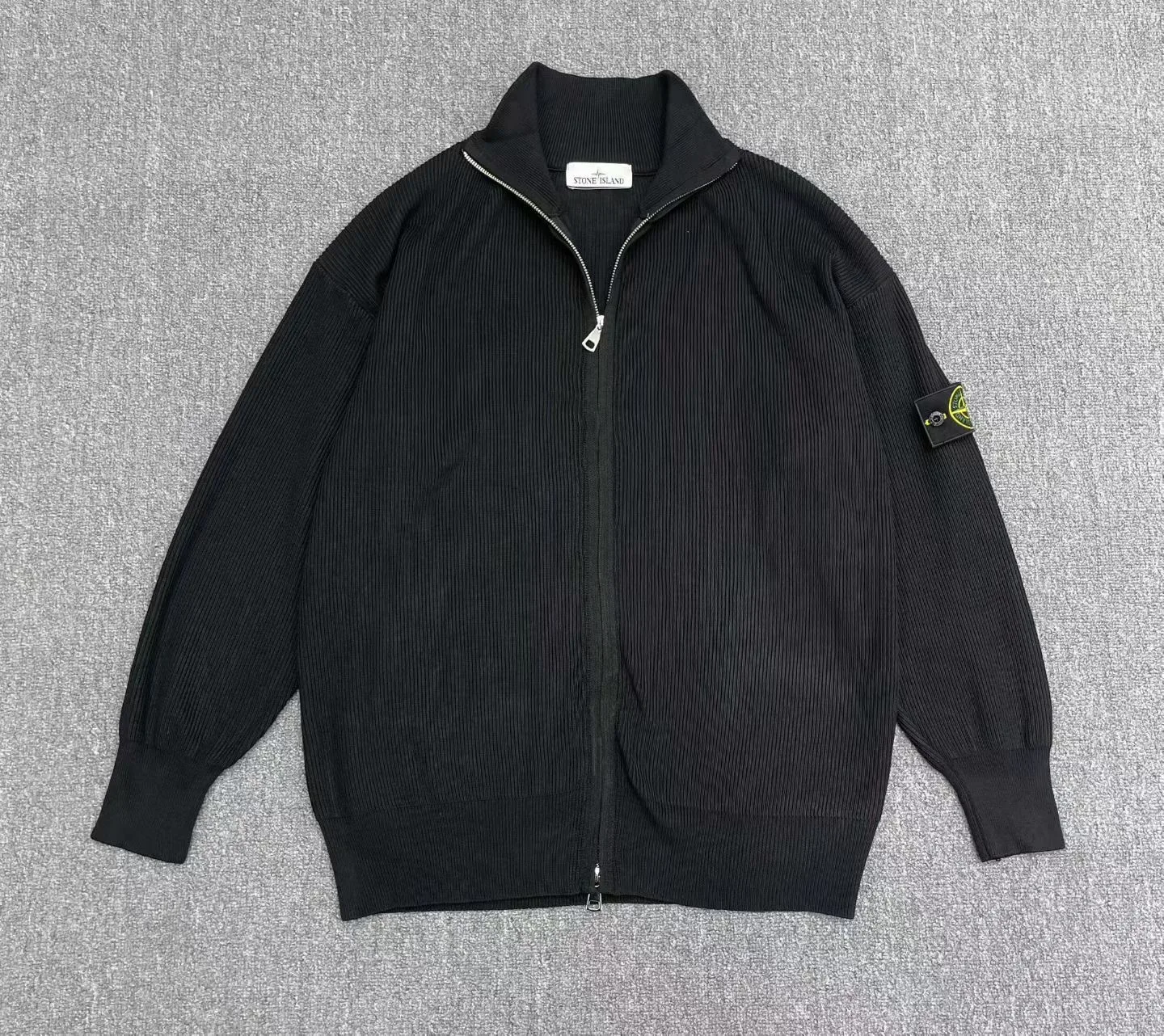 Stone Island Plated Rib Cotton Bouclé Jumper (Black) — ビュー 2