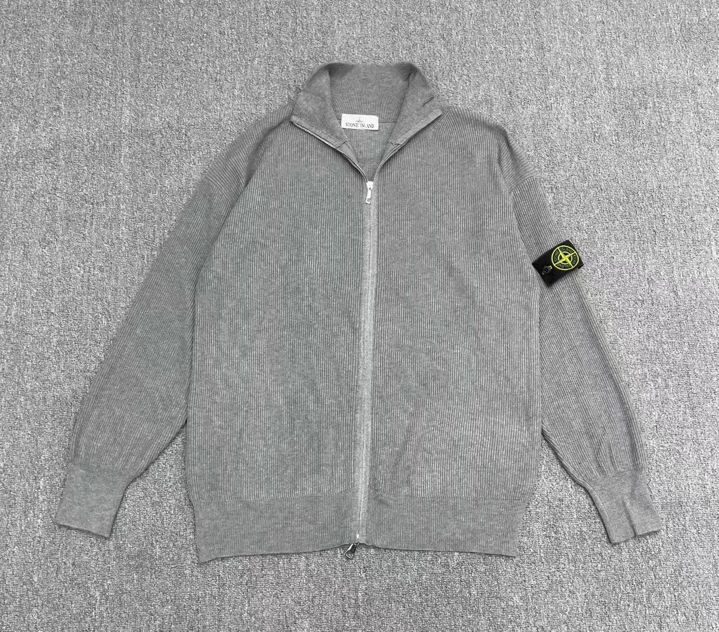 Stone Island Plated Rib Cotton Bouclé Jumper (Grey) — 图 3