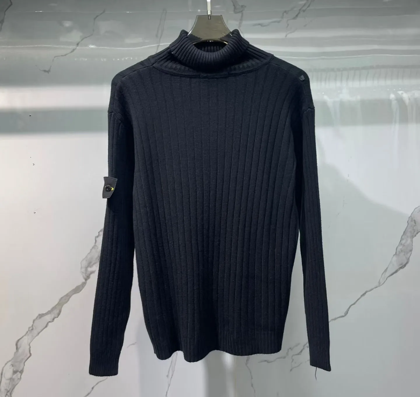 Stone Island Wool Turtleneck (Black) — ビュー 2