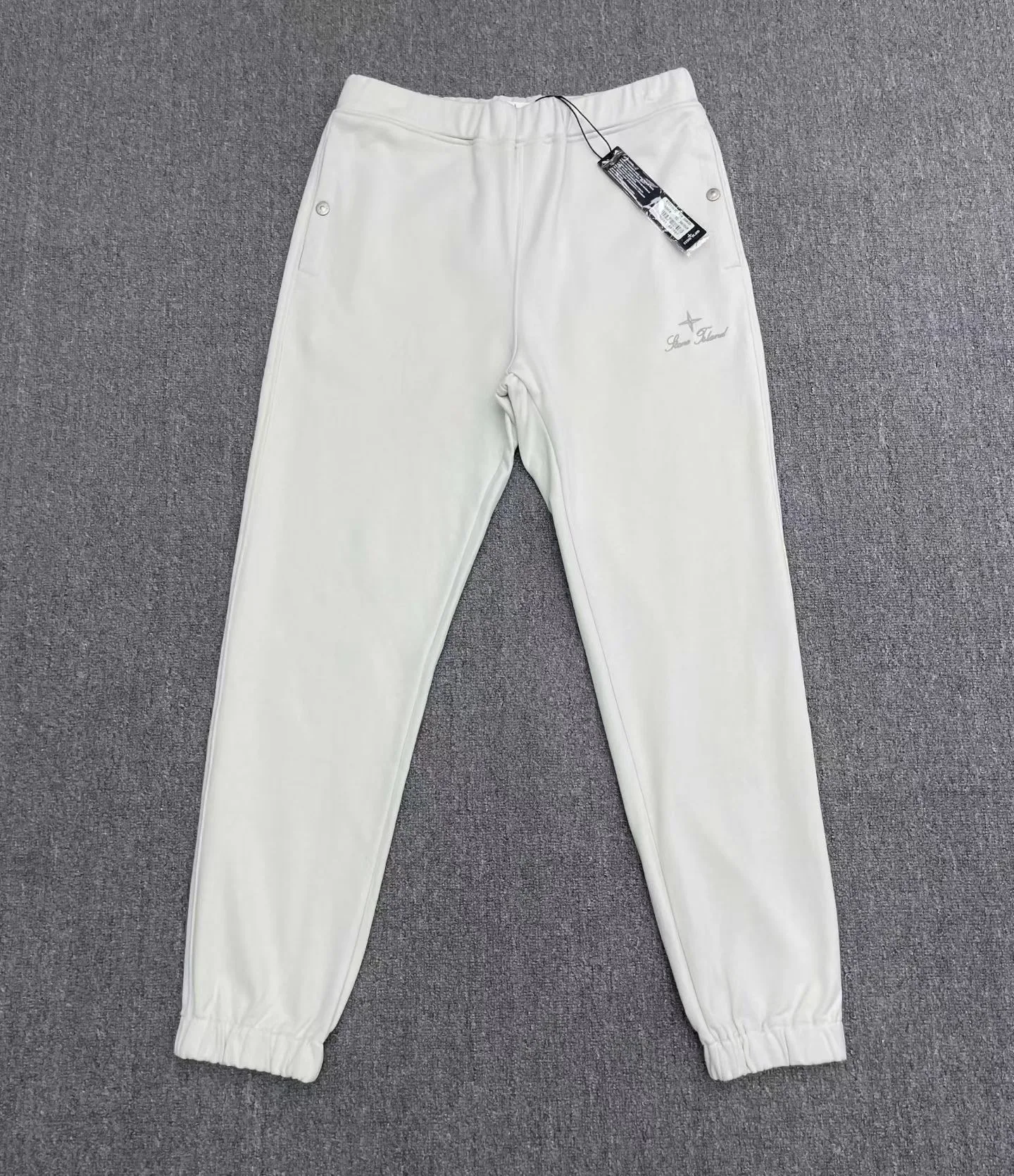 Stone Island Wool Turtleneck (White) — ビュー 3