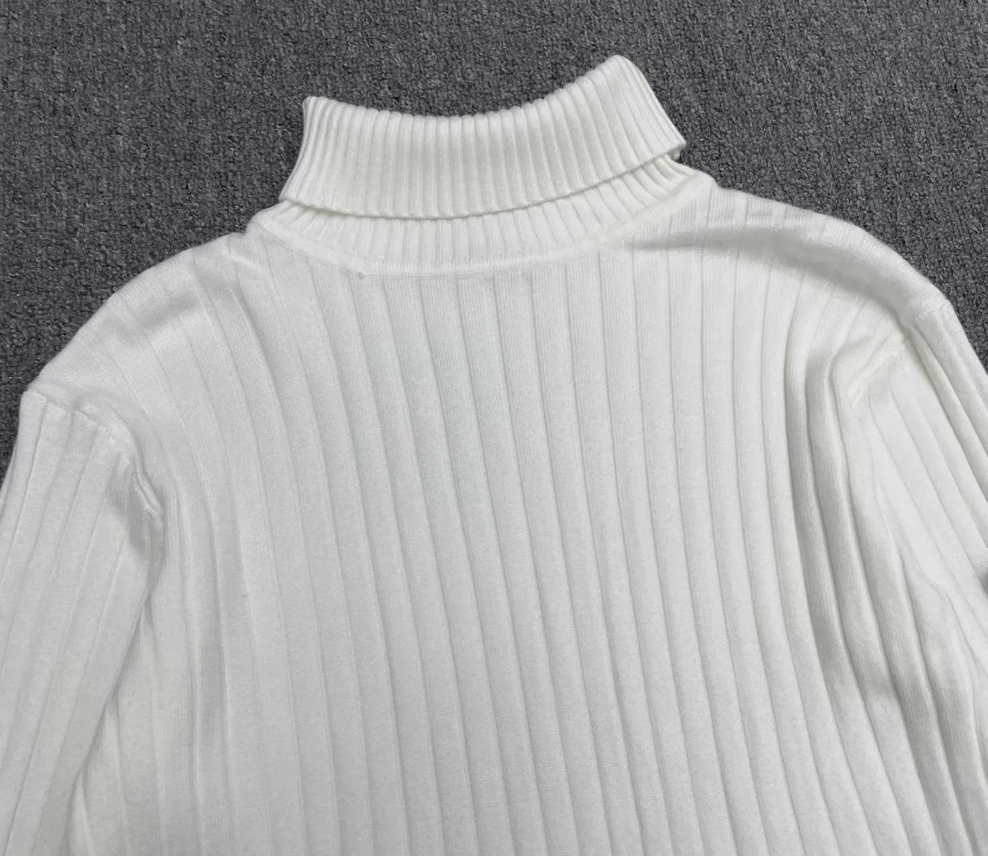 Stone Island Wool Turtleneck (White) — ビュー 9