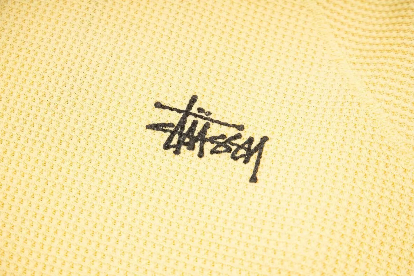 Stüssy Basic Raglan Thermal LS Crew (Lemon Yellow) — ビュー 5