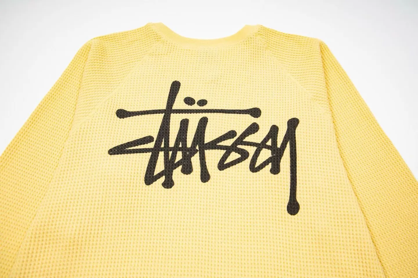 Stüssy Basic Raglan Thermal LS Crew (Lemon Yellow) — ビュー 7