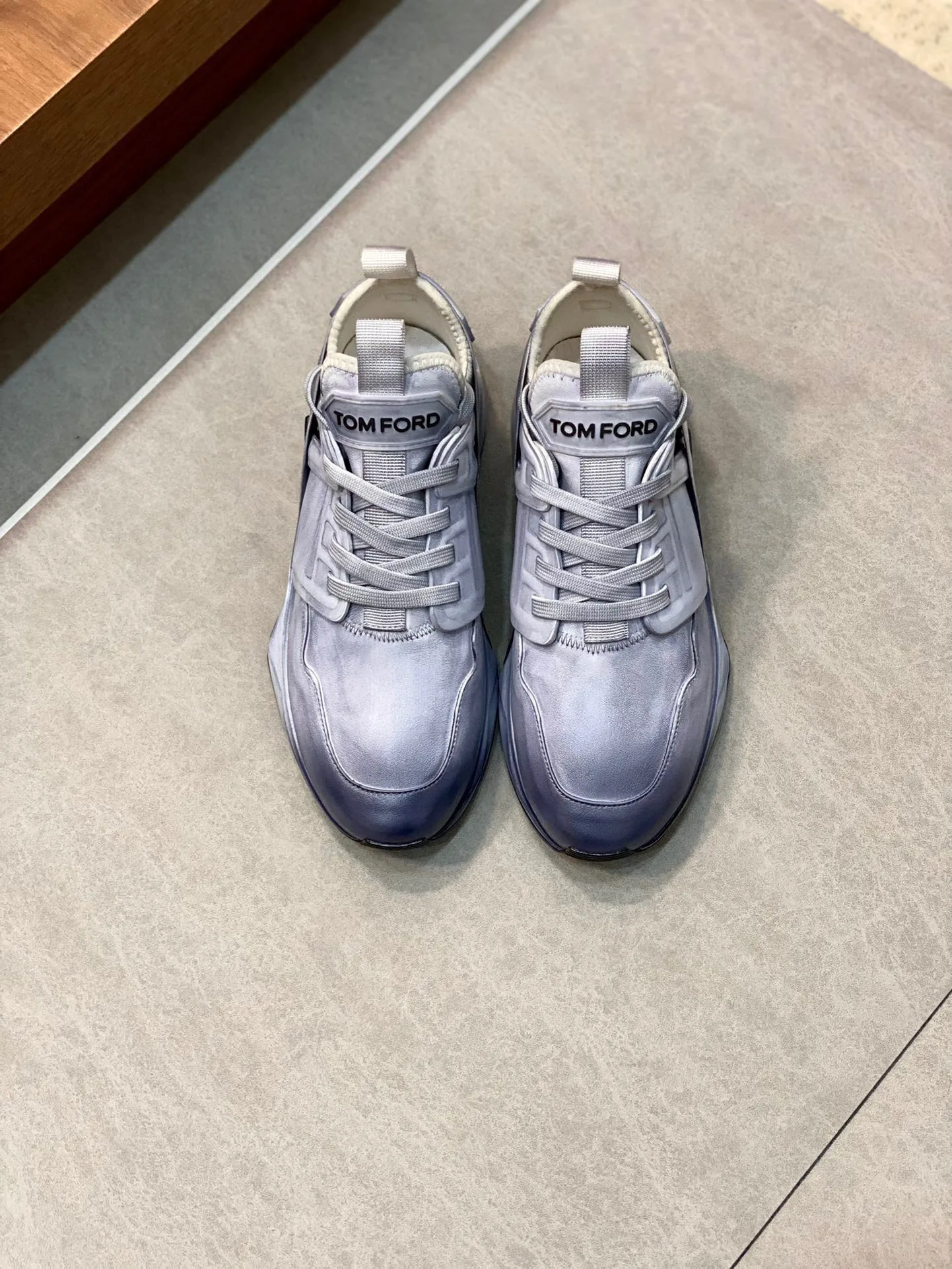 Tom Ford Jago Sneakers (Grey) — ビュー 2