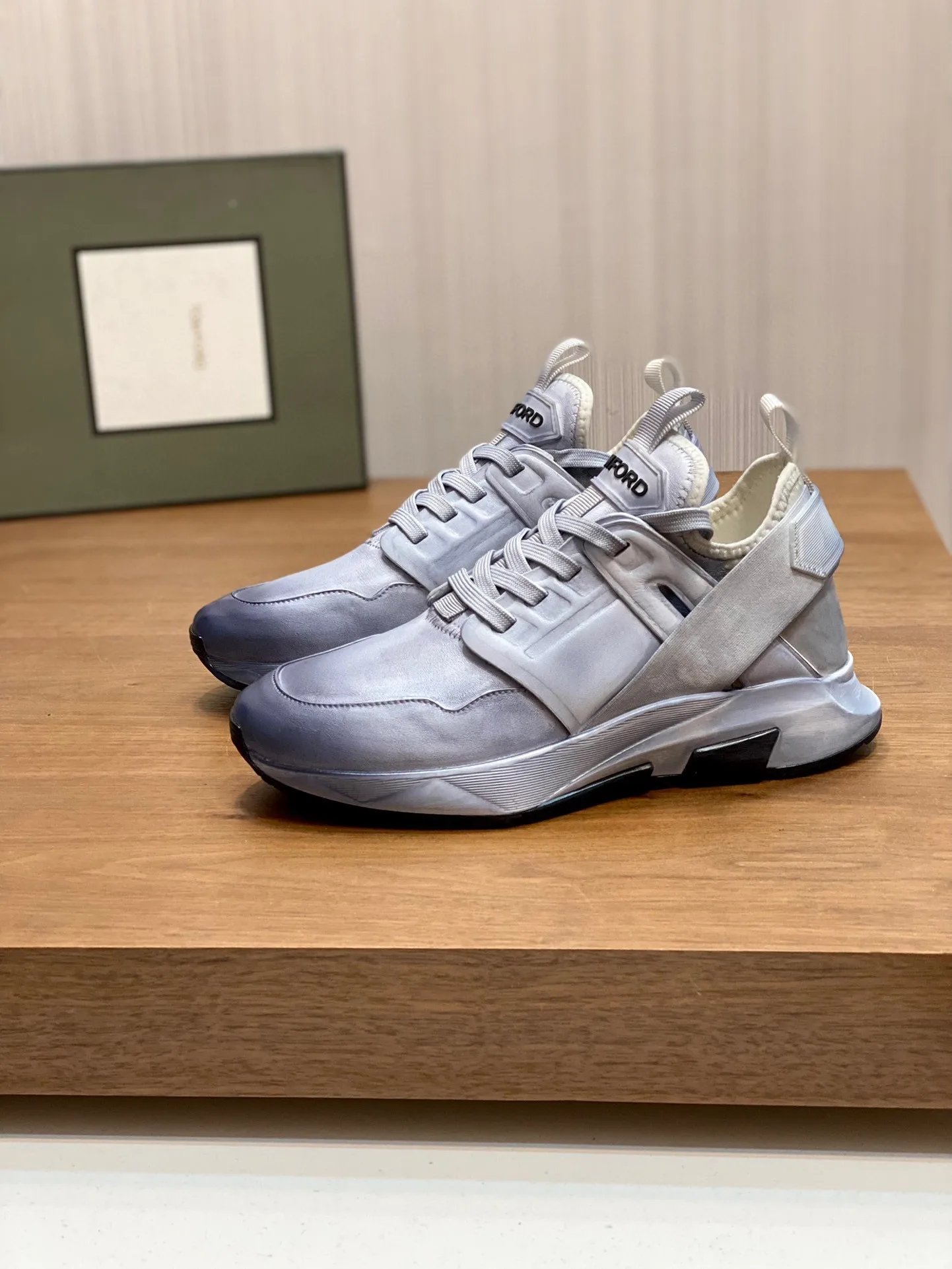 Tom Ford Jago Sneakers (Grey) — ビュー 4