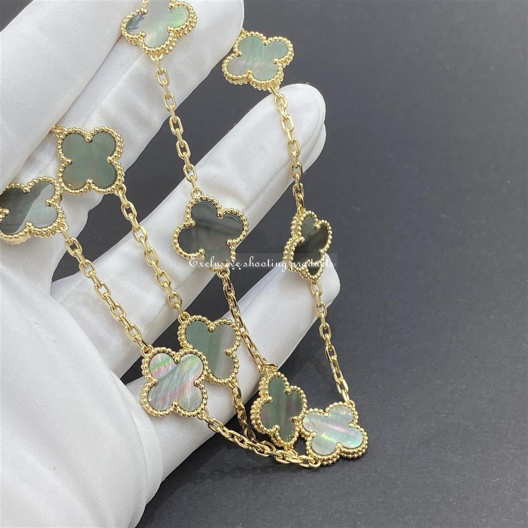 Van Cleef & Arpels Vintage Alhambra Necklace, 20 Motifs - Grey Mother-of-Pearl, 18K Rose Gold — view 5